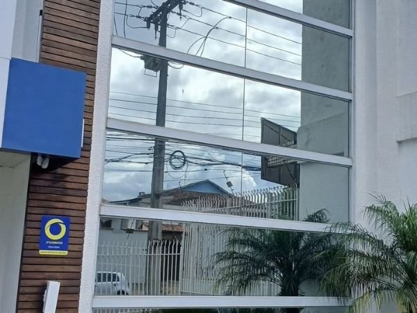 Películas para vitrines em Belém